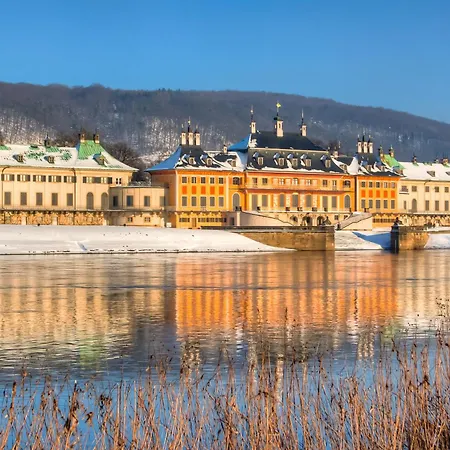 Altstadt Lounge Pirna With Parking Exterior photo