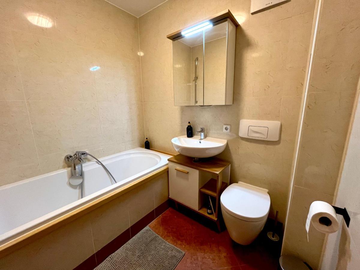 Apartment Altstadt Lounge With Parking